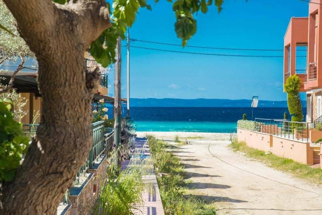 Stella's Beach House Nikiti  Exterior foto