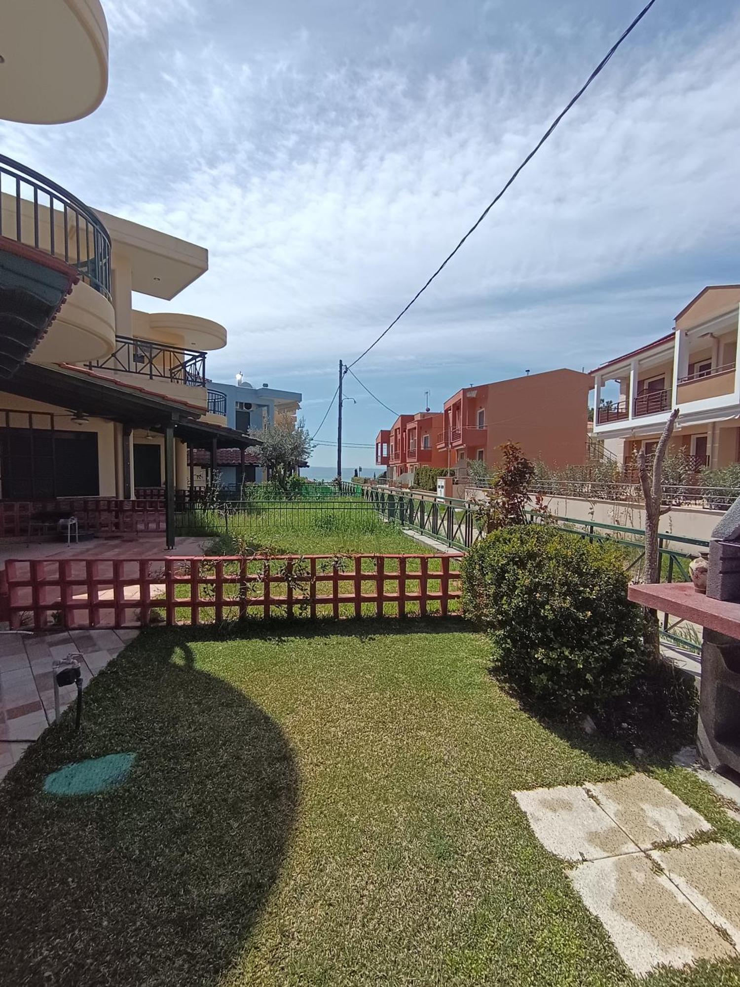 Stella's Beach House Nikiti  Exterior foto
